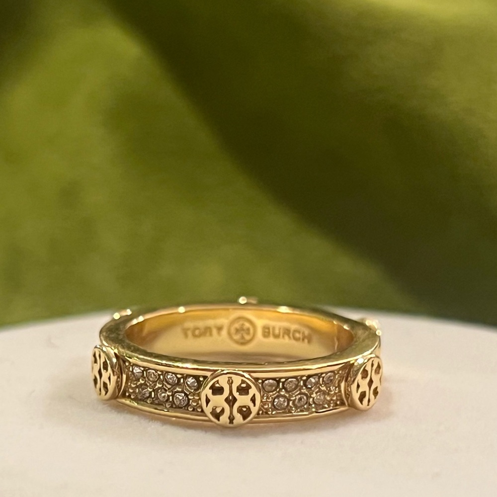 Tory Burch Icon Pavé Ring in gold-tone brass with rhinestone embellishments.